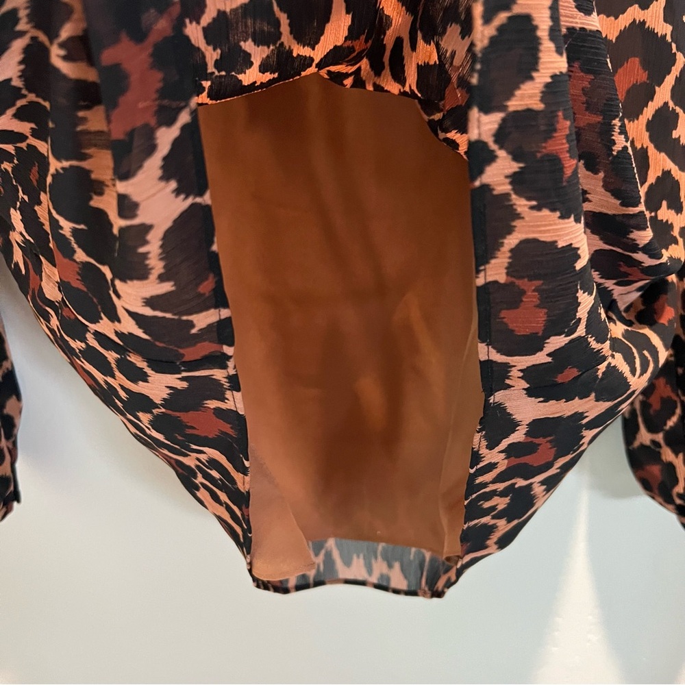 J.Crew Smocked Popover Top Leopard Crinkle Chiffon Blouse - Picture 4 of 8